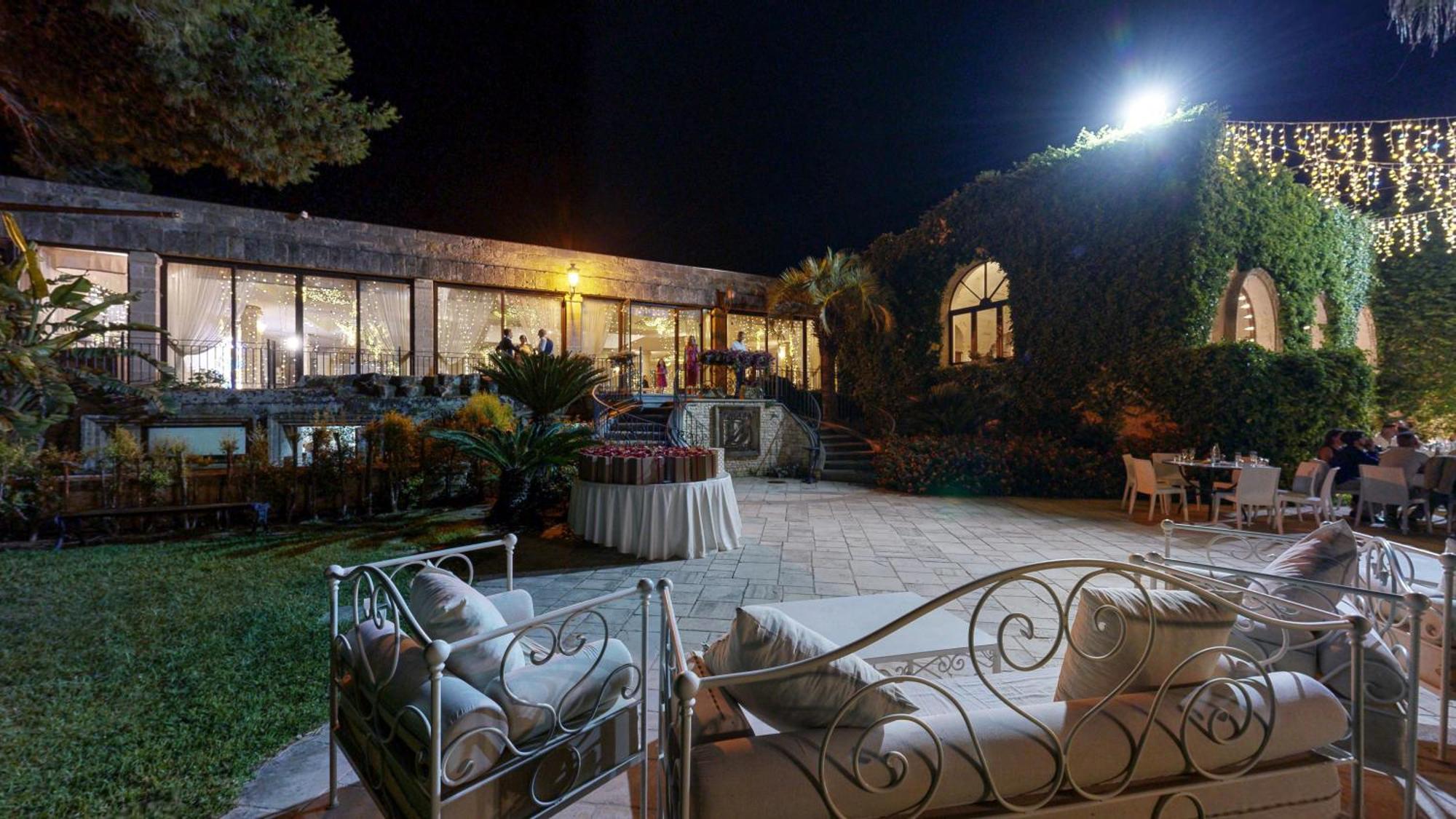 Relais Reggia Domizia Hotel มันดูเรีย ภายนอก รูปภาพ