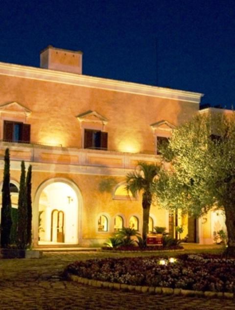 Relais Reggia Domizia Hotel มันดูเรีย ภายนอก รูปภาพ